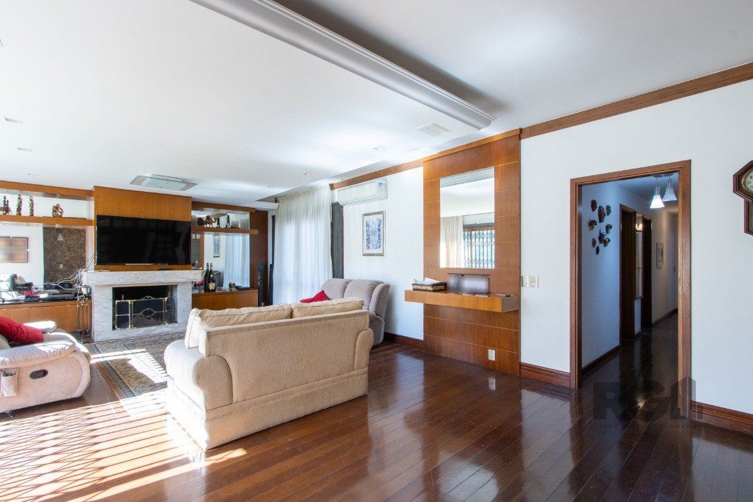 Casa à venda com 3 quartos, 222m² - Foto 6