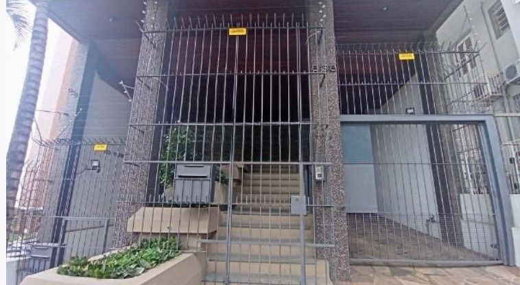 Sala comercial com vaga dupla, ao lado do Hospital Moinhos de Vento
