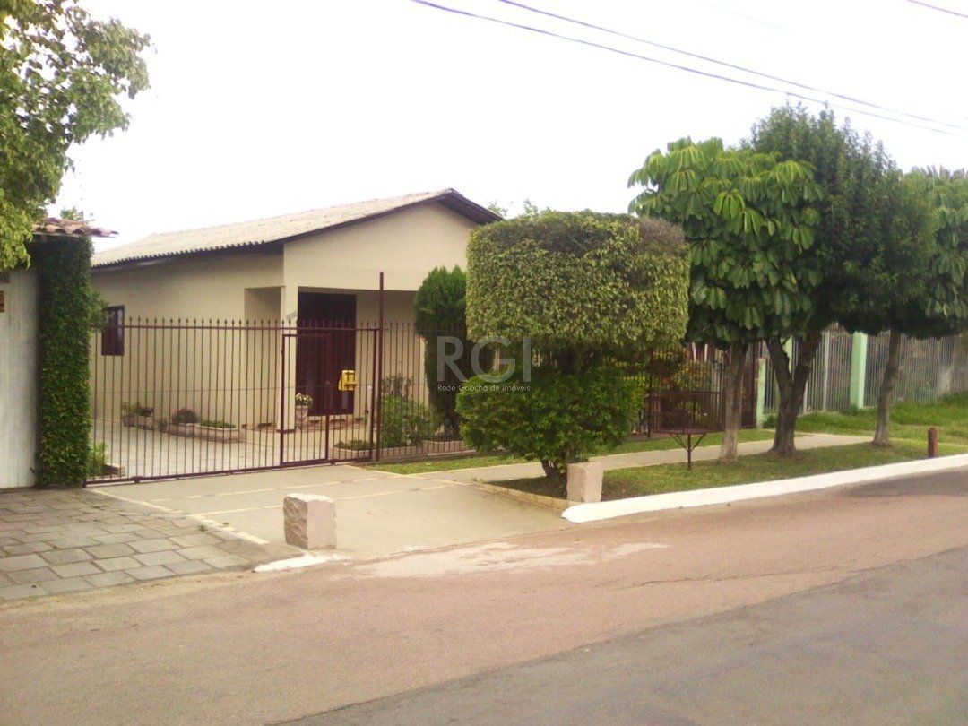 Casa à venda com 3 quartos, 134m² - Foto 2