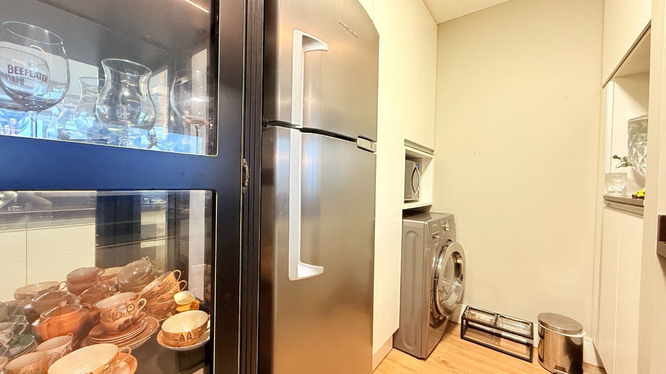 Apartamento à venda com 1 quarto, 42m² - Foto 5