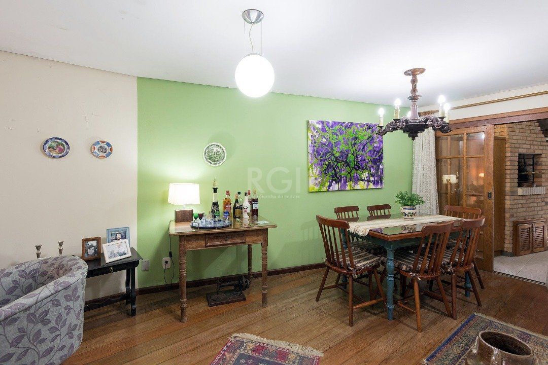 Casa de Condomínio à venda com 3 quartos, 194m² - Foto 4
