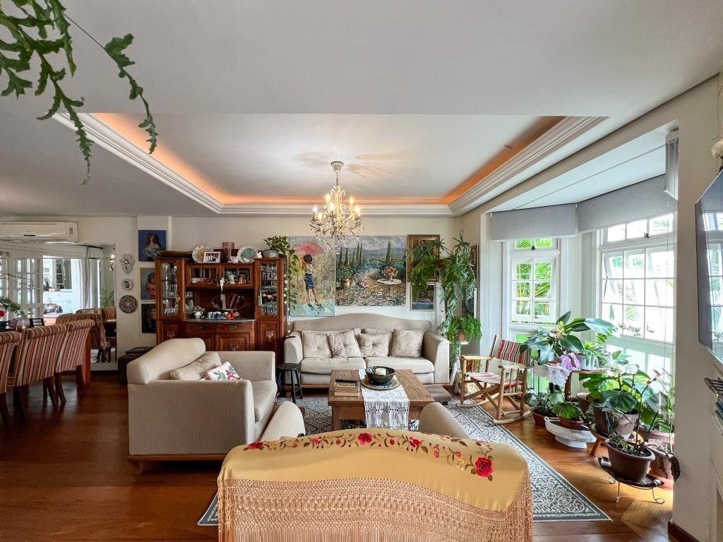 Casa de Condomínio à venda com 3 quartos, 224m² - Foto 1