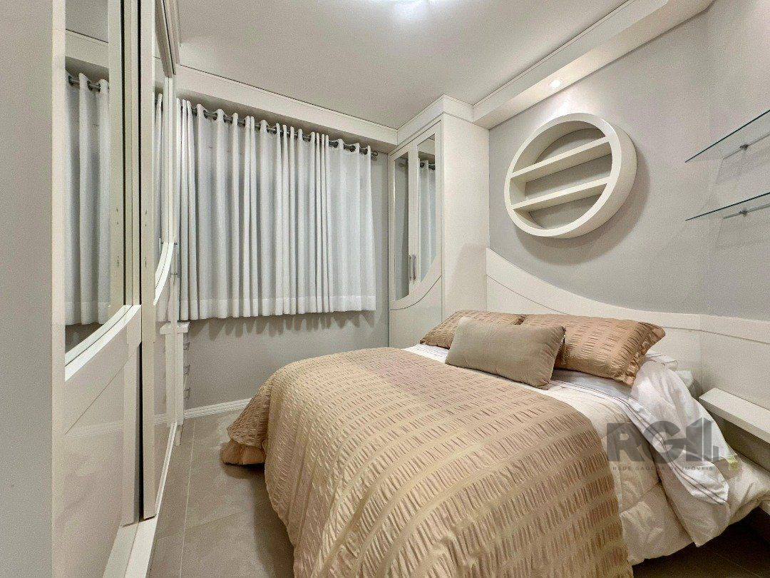 Casa de Condomínio à venda com 5 quartos, 323m² - Foto 20