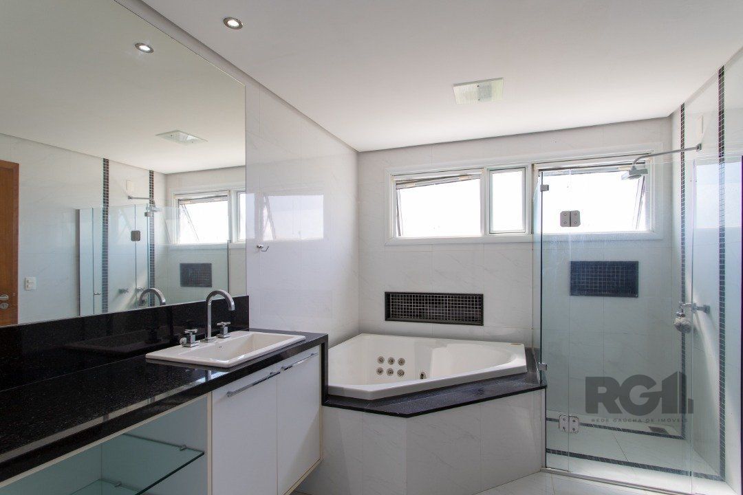 Casa de Condomínio à venda com 3 quartos, 450m² - Foto 75
