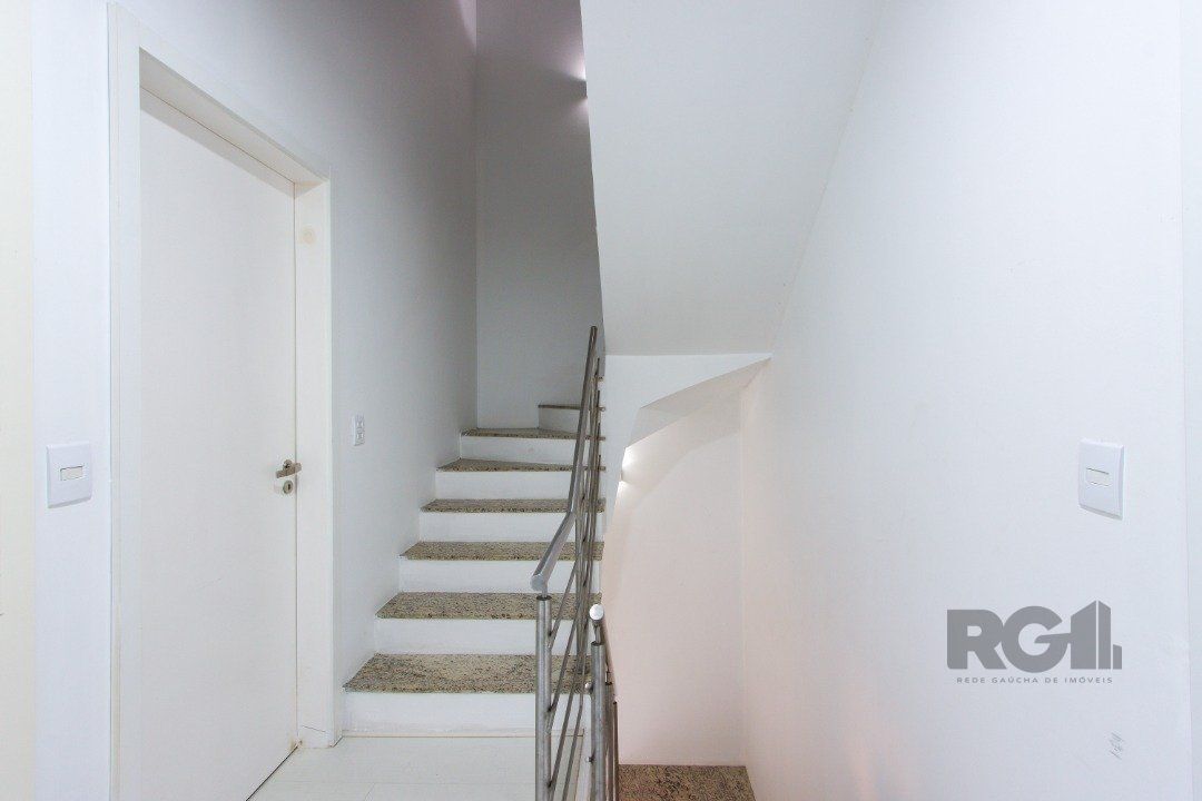 Casa de Condomínio à venda com 3 quartos, 222m² - Foto 35