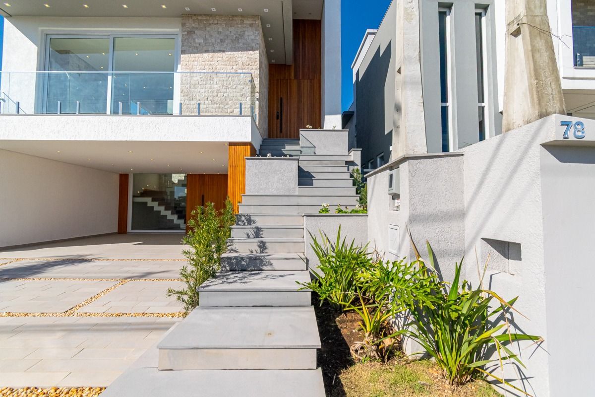 Casa de Condomínio à venda com 3 quartos, 261m² - Foto 4