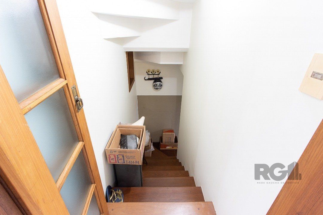 Casa de Condomínio à venda com 4 quartos, 216m² - Foto 47
