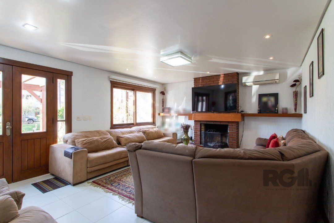Casa de Condomínio à venda com 4 quartos, 226m² - Foto 6