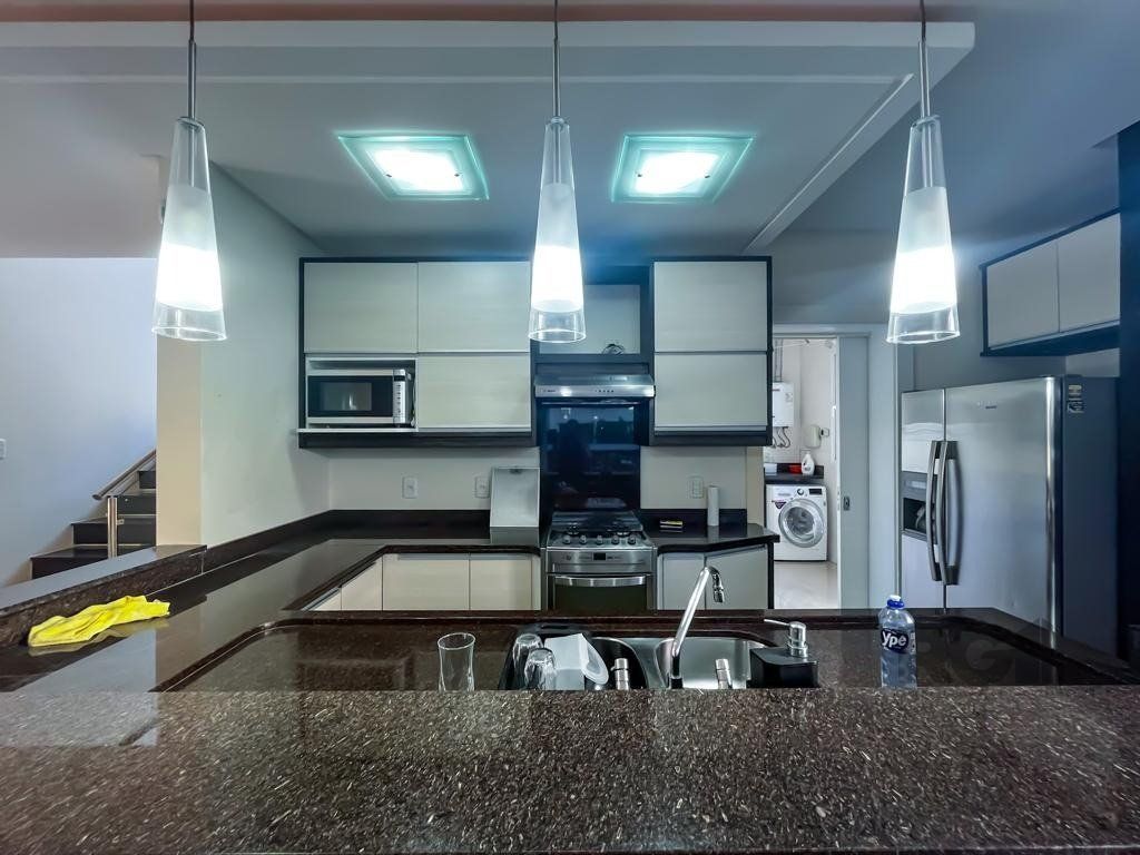 Casa de Condomínio à venda com 4 quartos, 239m² - Foto 14