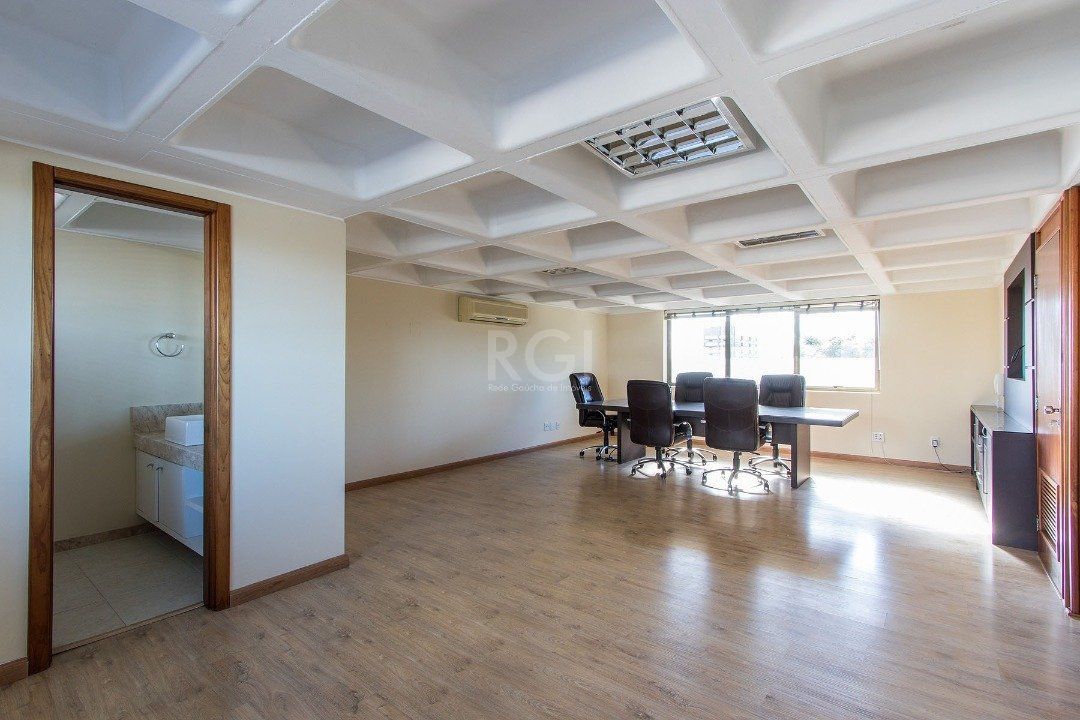 Conjunto Comercial-Sala à venda com 3 quartos, 225m² - Foto 25