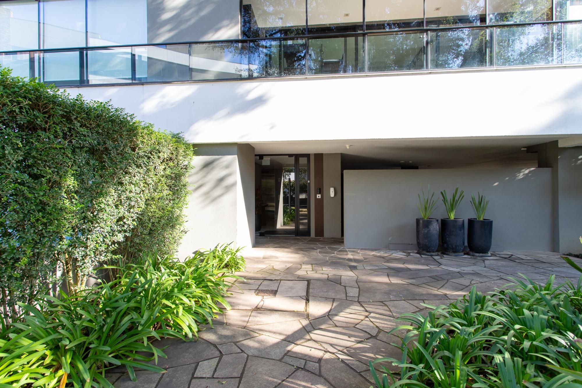 Apartamento à venda com 3 quartos, 161m² - Foto 4