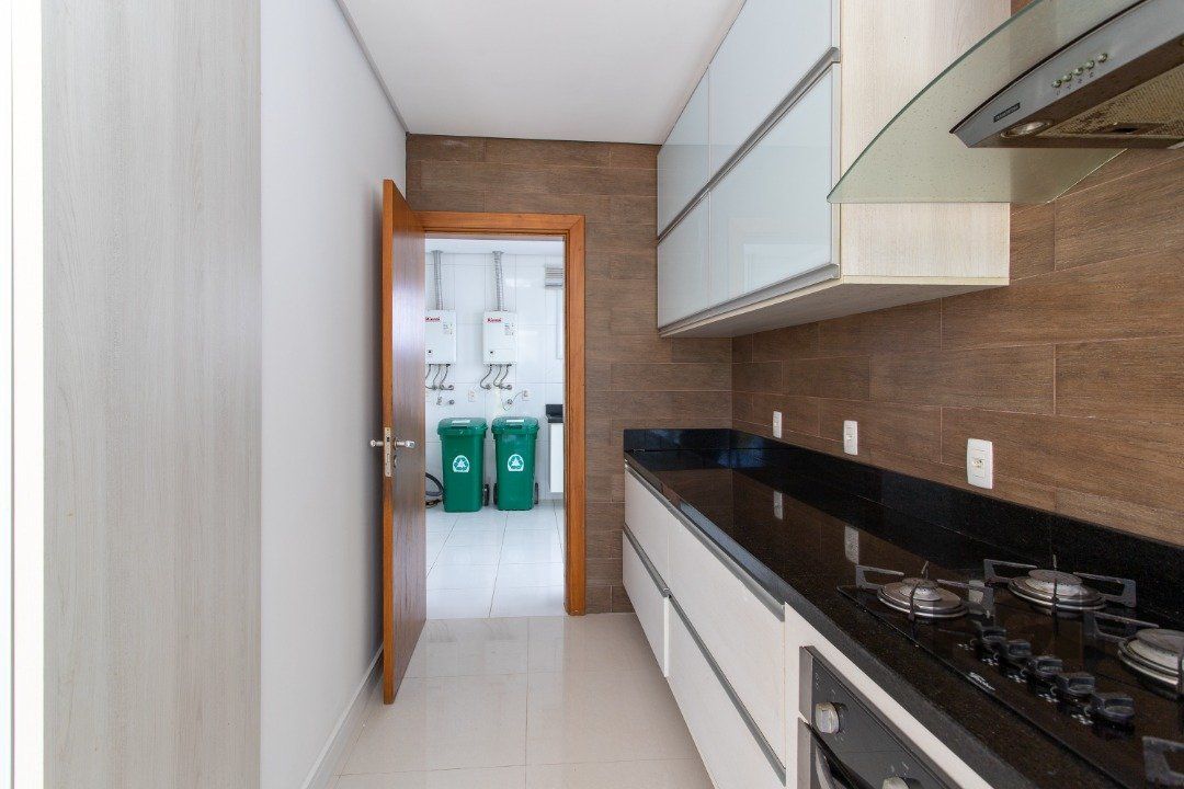 Casa de Condomínio à venda com 3 quartos, 450m² - Foto 14