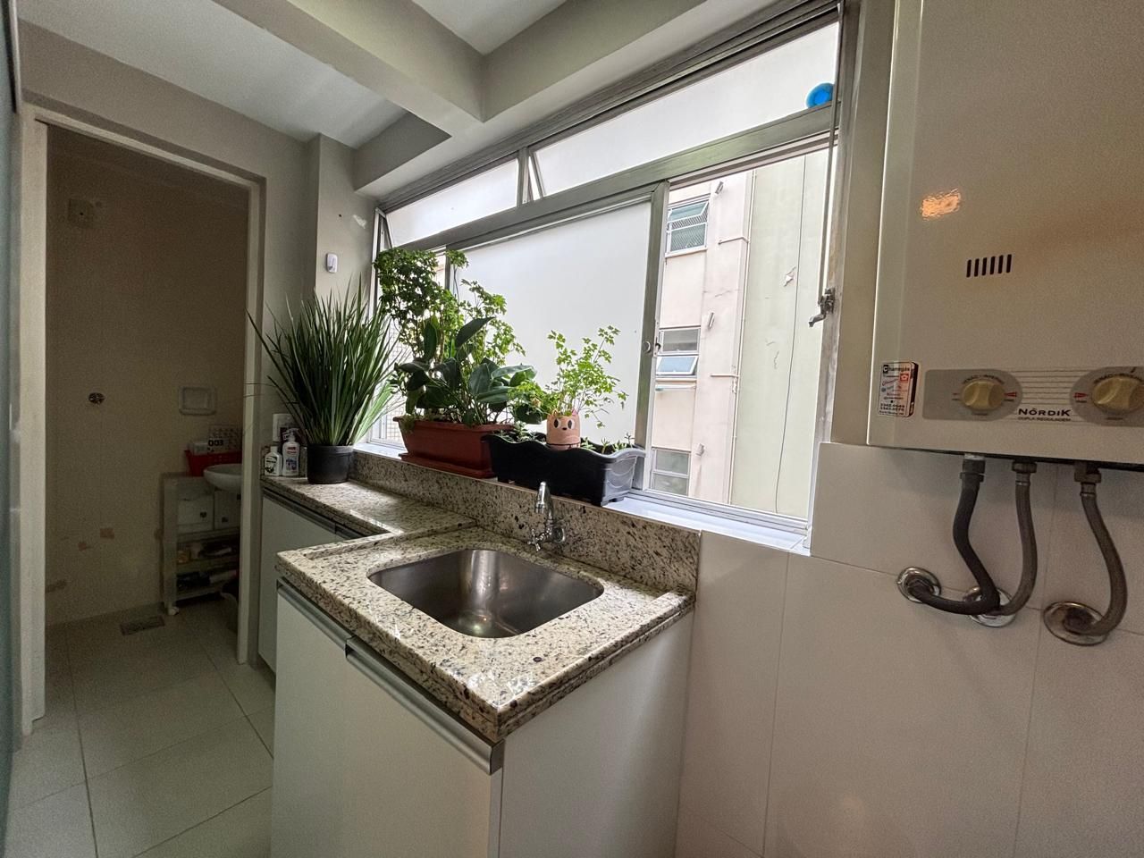 Apartamento à venda com 3 quartos, 96m² - Foto 7