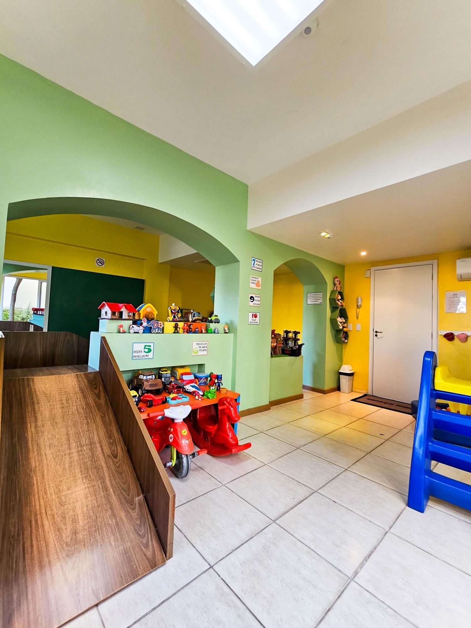 Apartamento à venda com 2 quartos, 56m² - Foto 23
