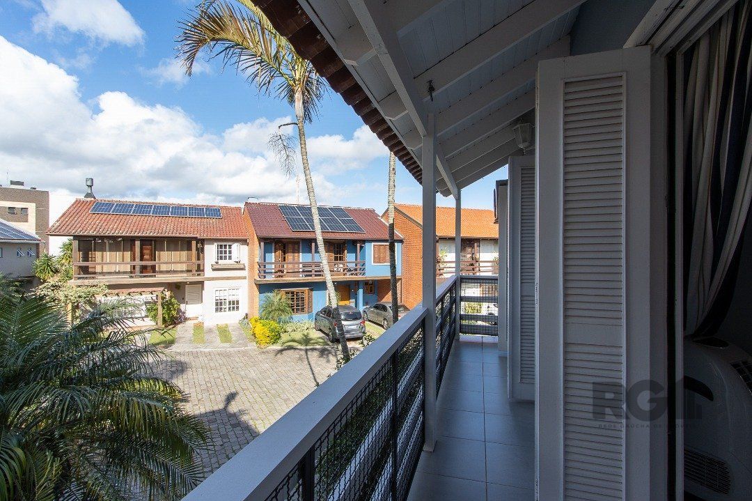 Casa de Condomínio à venda com 3 quartos, 217m² - Foto 41