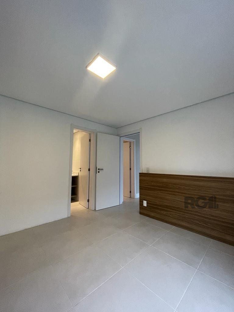 Apartamento à venda com 3 quartos, 180m² - Foto 7