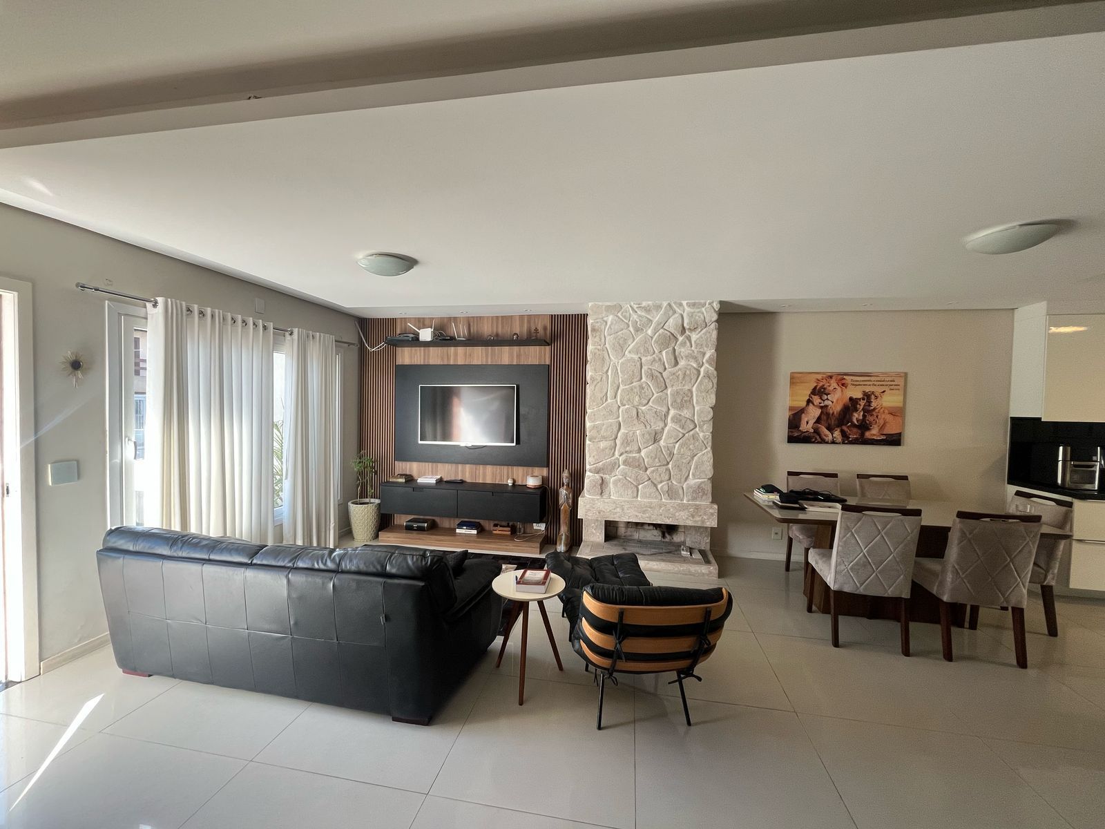 Casa à venda com 3 quartos, 146m² - Foto 3