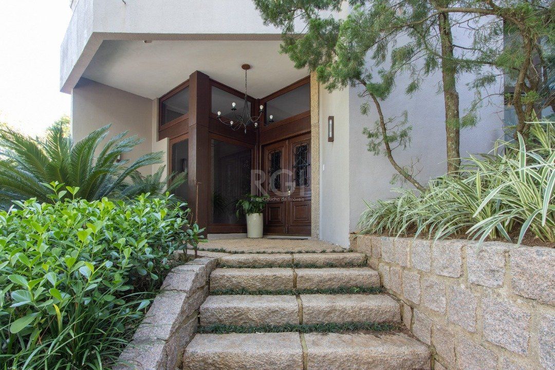 Casa de Condomínio à venda com 8 quartos, 1350m² - Foto 4