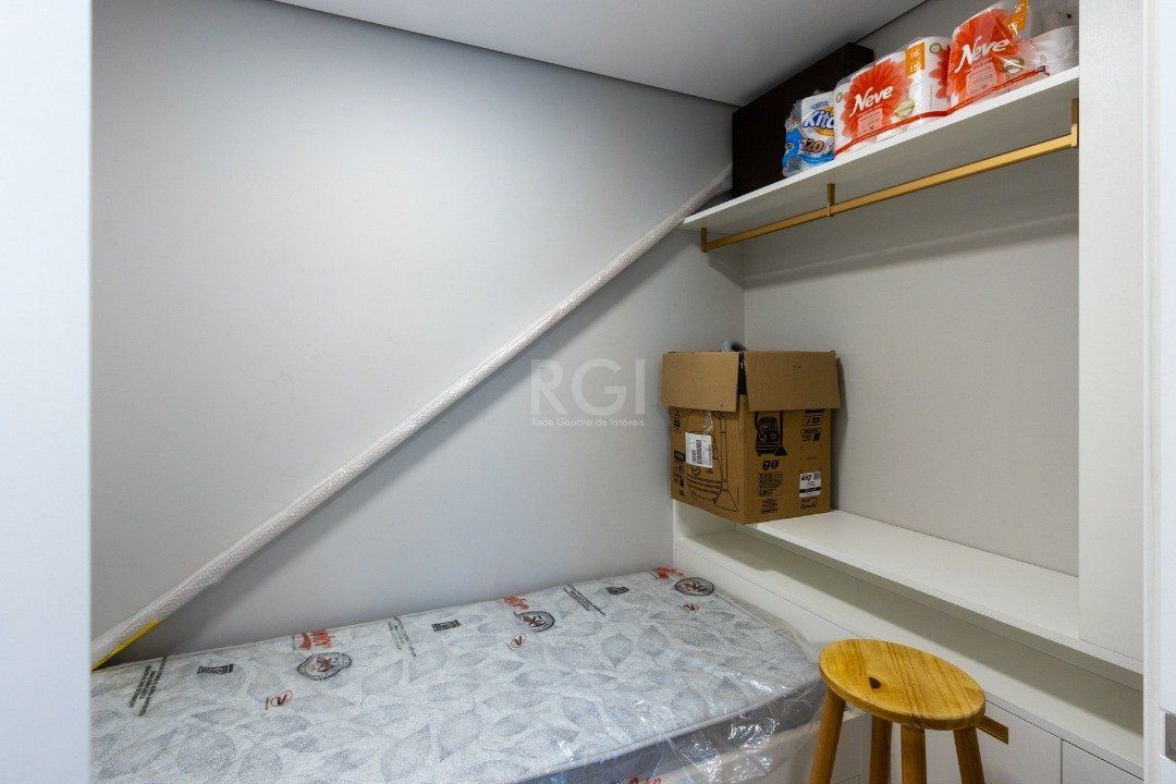 Apartamento à venda com 3 quartos, 256m² - Foto 31