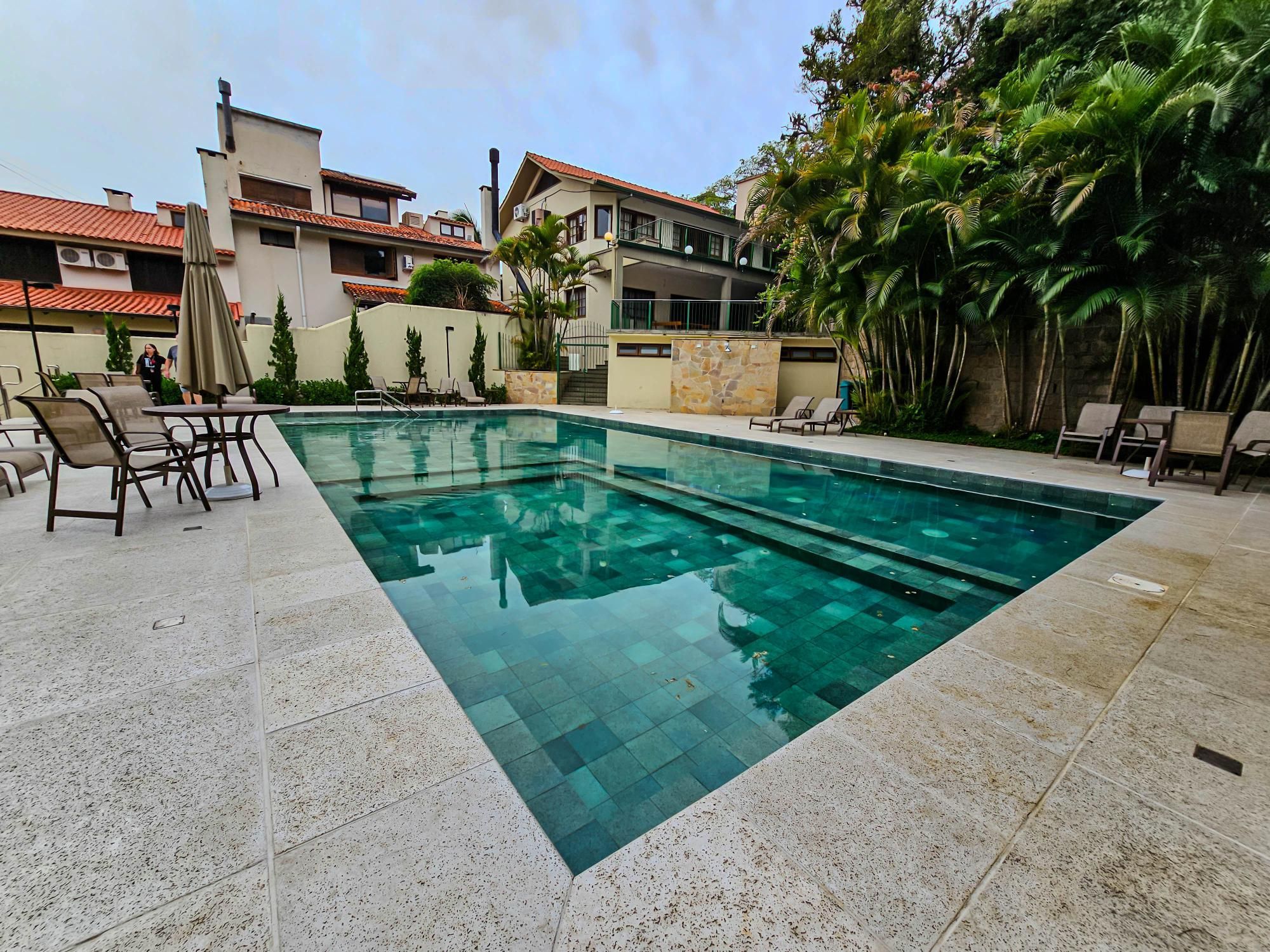 Casa de Condomínio à venda com 5 quartos, 160m² - Foto 37