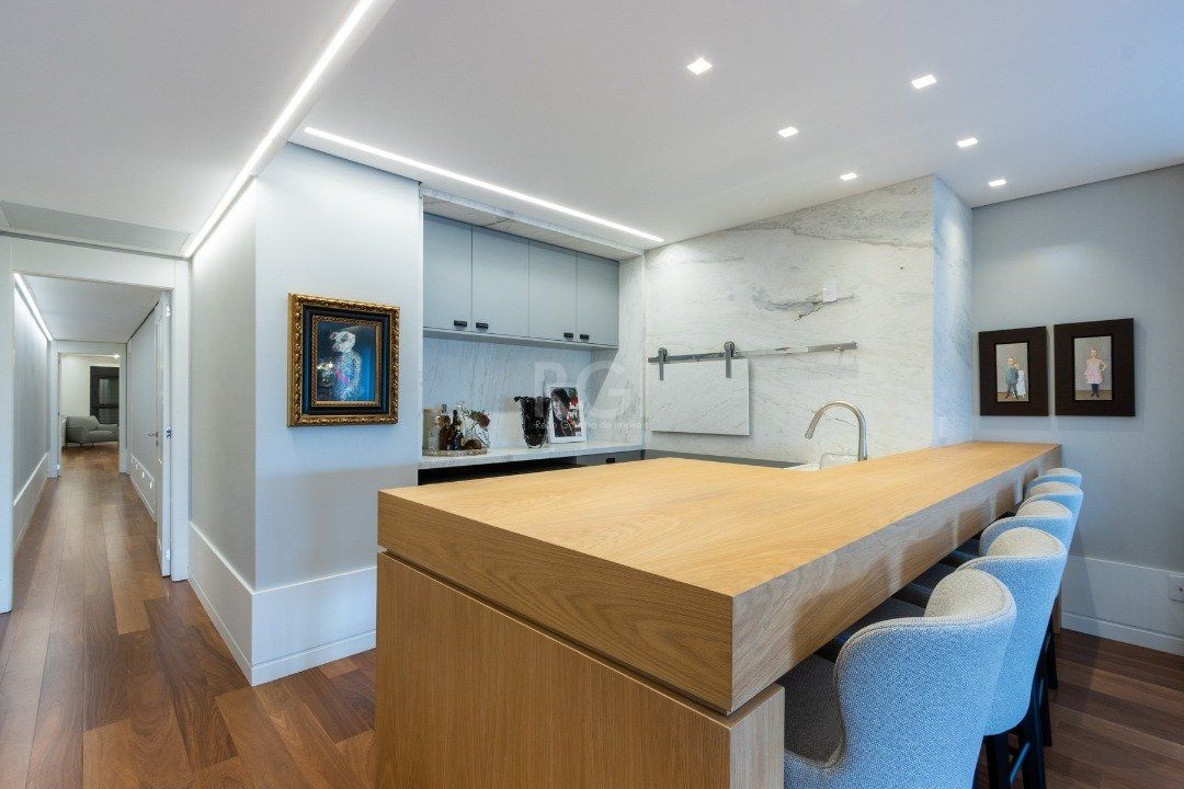 Apartamento à venda com 3 quartos, 256m² - Foto 18