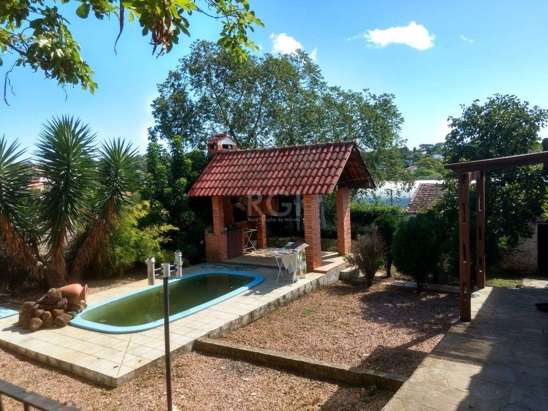 Casa à venda com 3 quartos, 250m² - Foto 27