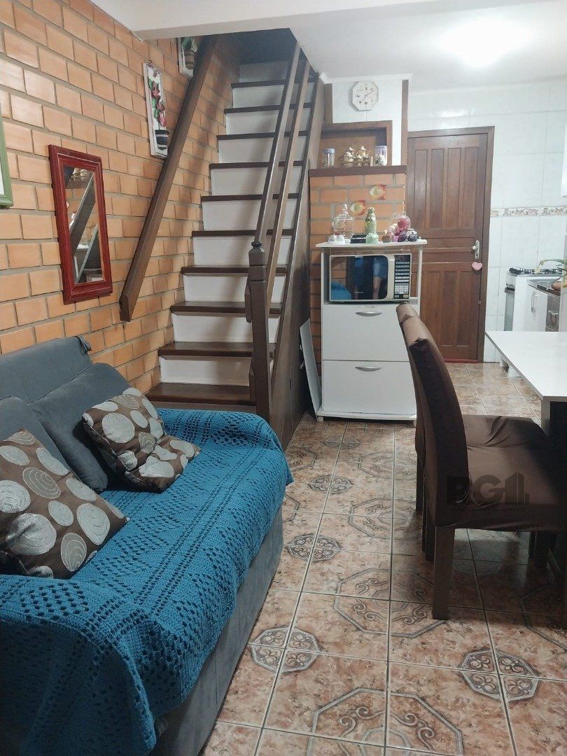 Sobrado à venda com 2 quartos, 42m² - Foto 3