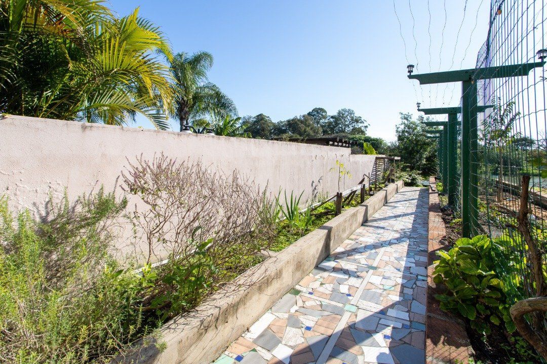 Casa de Condomínio à venda com 4 quartos, 226m² - Foto 27