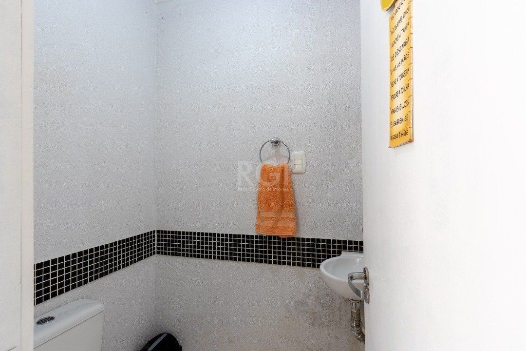 Casa à venda com 5 quartos, 199m² - Foto 29