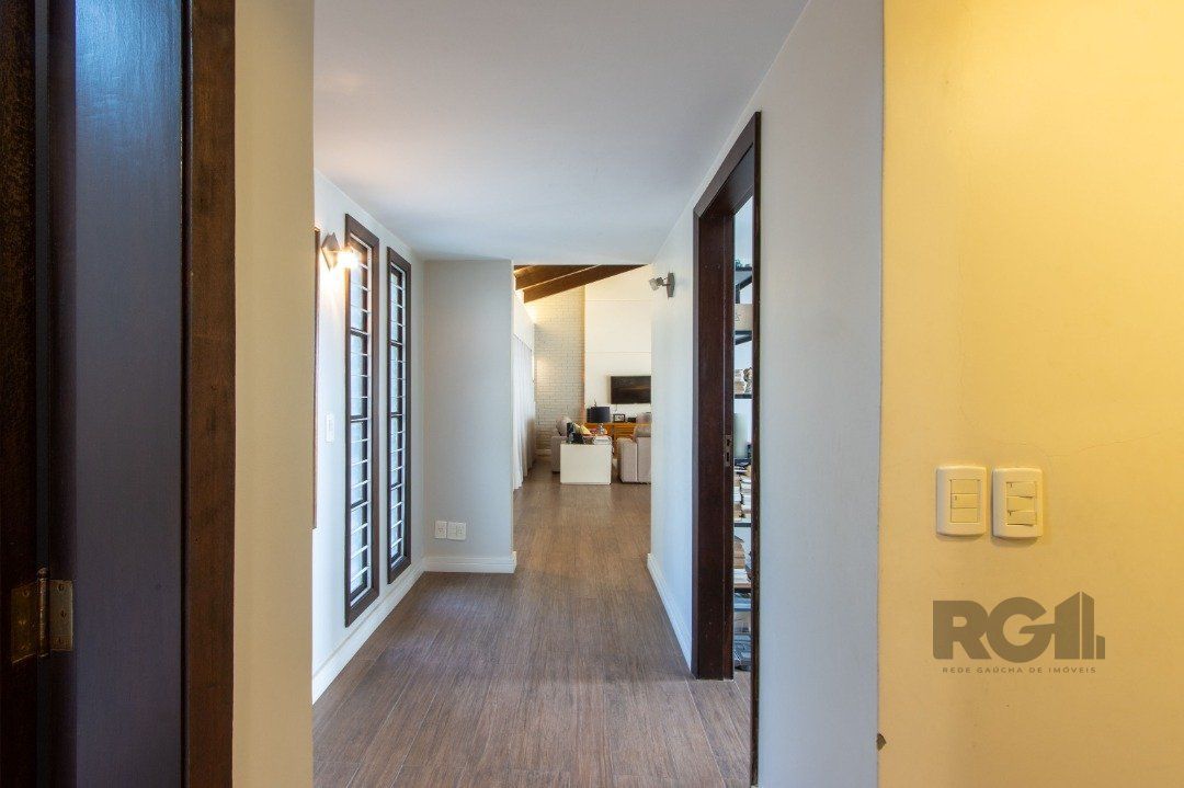 Casa à venda com 5 quartos, 417m² - Foto 7