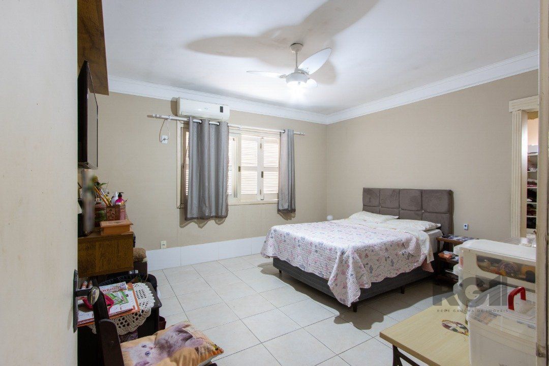 Casa à venda com 6 quartos, 288m² - Foto 18