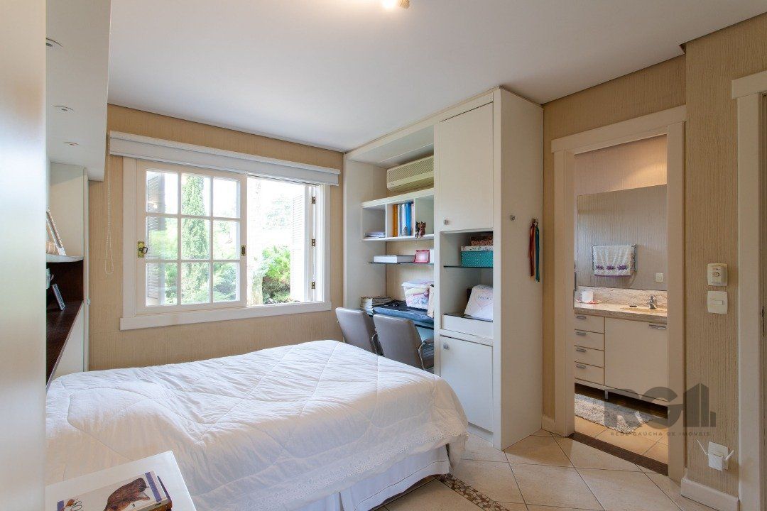 Casa de Condomínio à venda com 3 quartos, 330m² - Foto 34