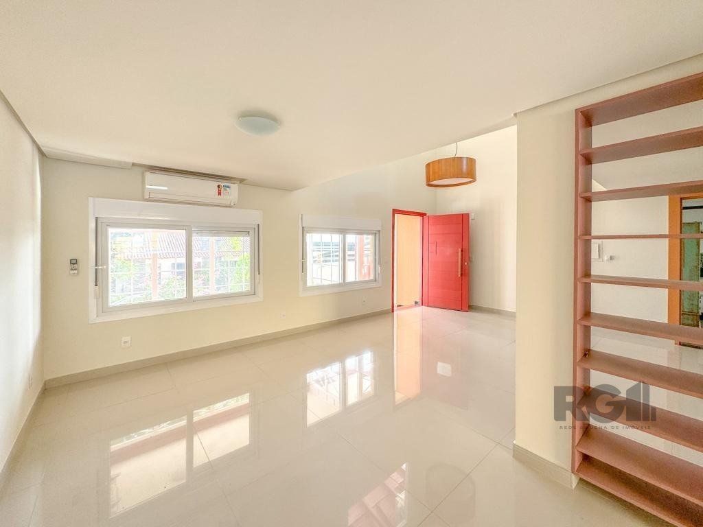 Casa de Condomínio à venda com 3 quartos, 297m² - Foto 6