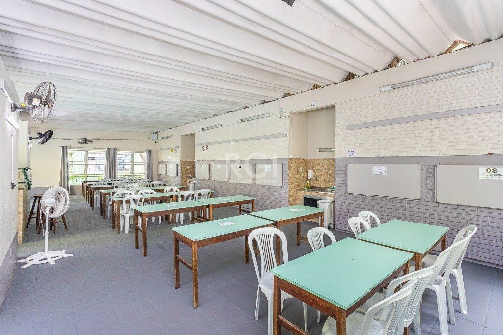 Apartamento à venda com 3 quartos, 76m² - Foto 23