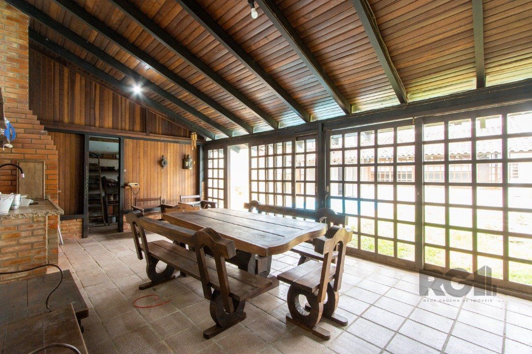 Casa à venda com 4 quartos, 256m² - Foto 27