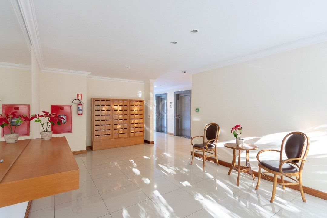 Apartamento à venda com 2 quartos, 58m² - Foto 25