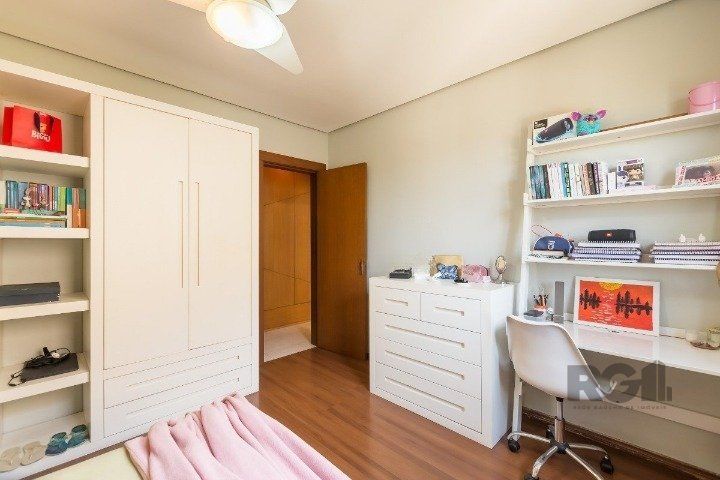 Casa de Condomínio à venda com 3 quartos, 219m² - Foto 34