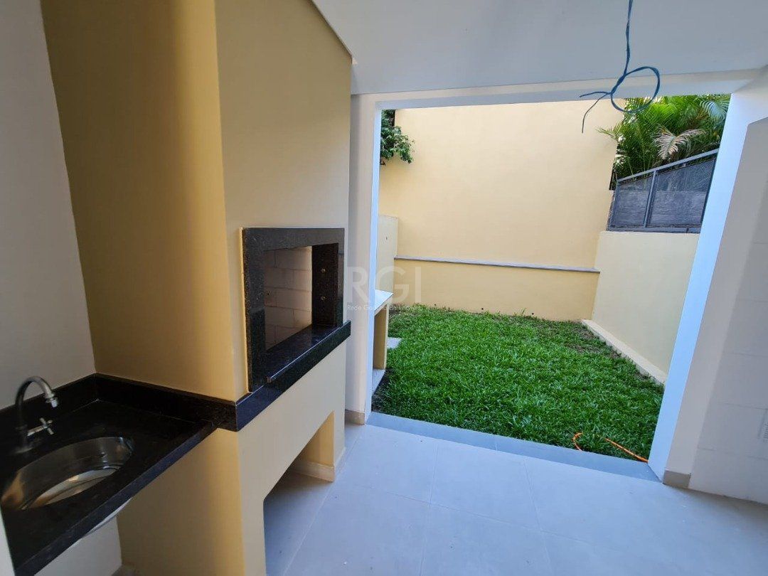 Casa à venda com 3 quartos, 133m² - Foto 9