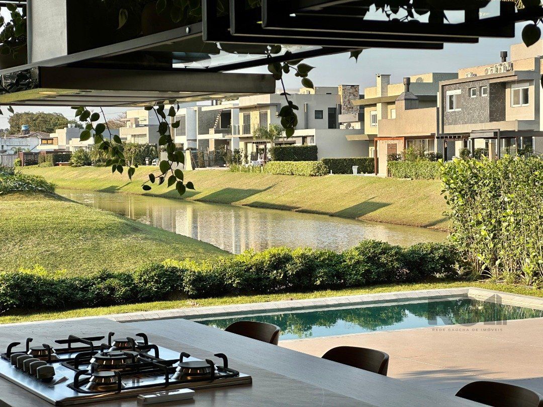 Casa de Condomínio à venda com 5 quartos, 322m² - Foto 12