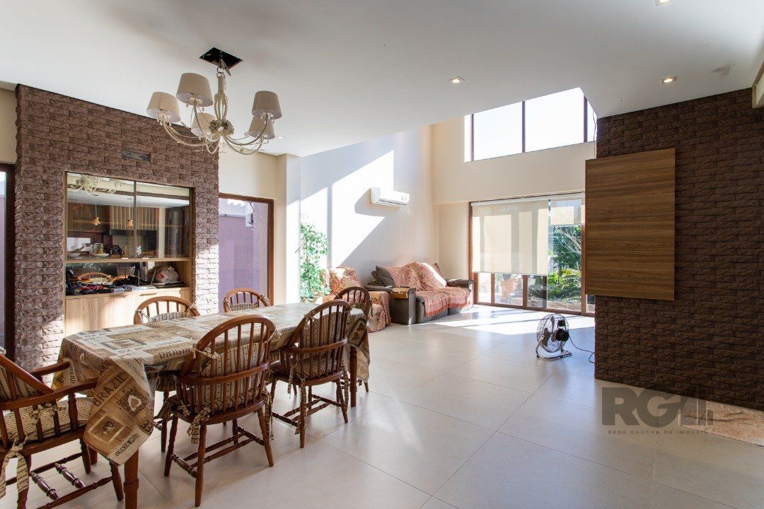 Casa de Condomínio à venda com 4 quartos, 226m² - Foto 16