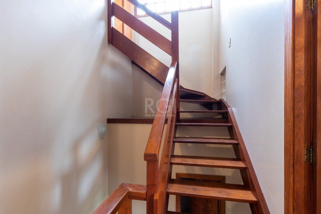 Casa de Condomínio à venda com 4 quartos, 215m² - Foto 48