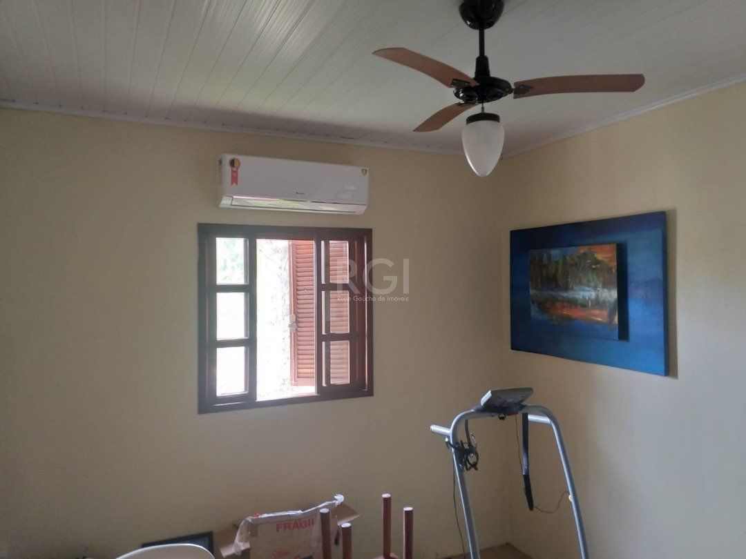 Casa à venda com 4 quartos, 121m² - Foto 11