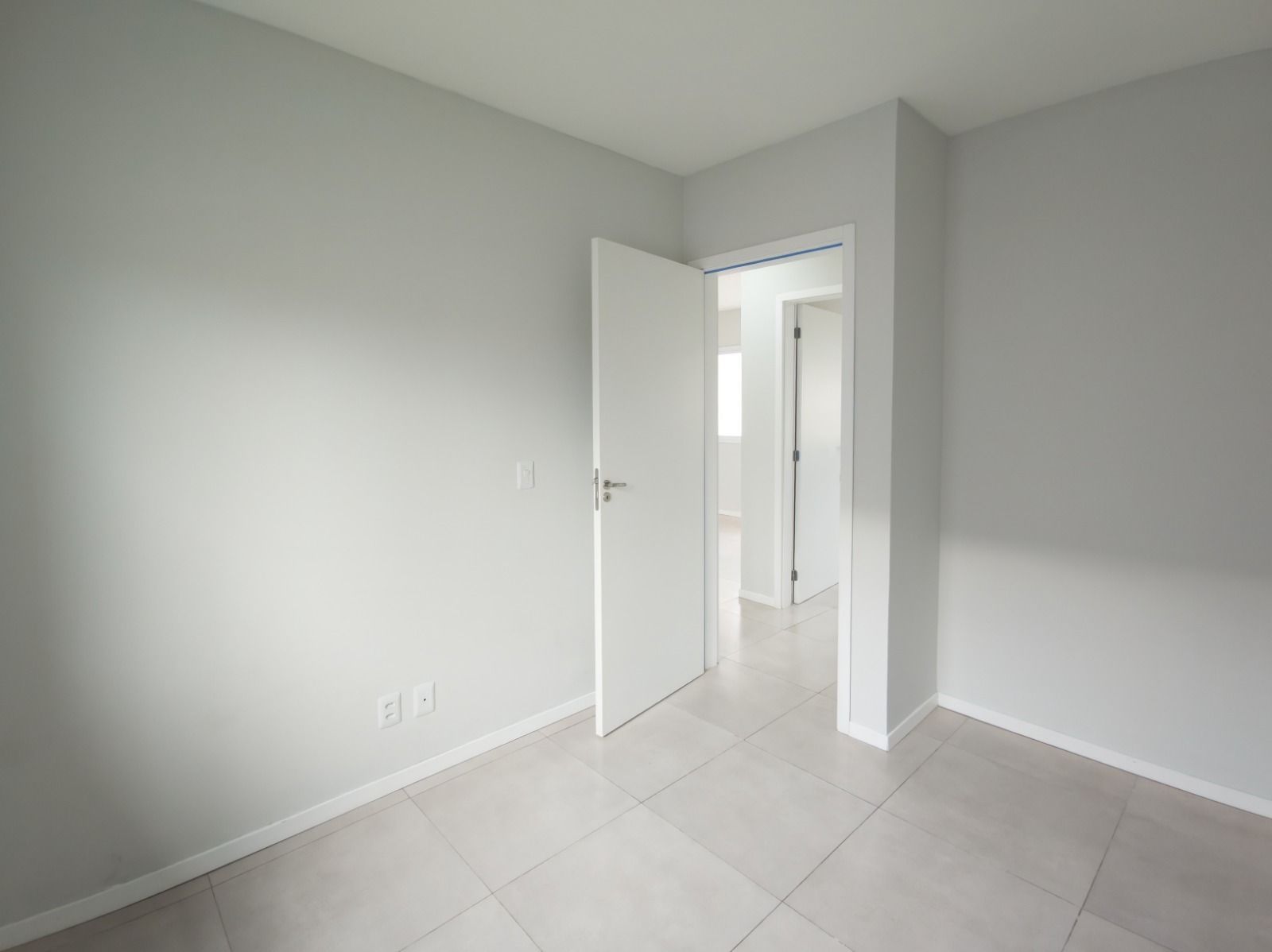 Casa à venda com 2 quartos, 45m² - Foto 6