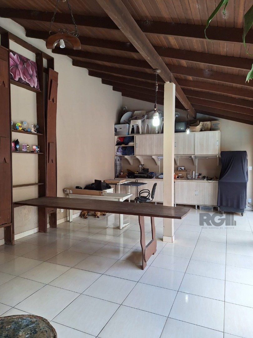 Casa, 3 quartos, 219 m² - Foto 38