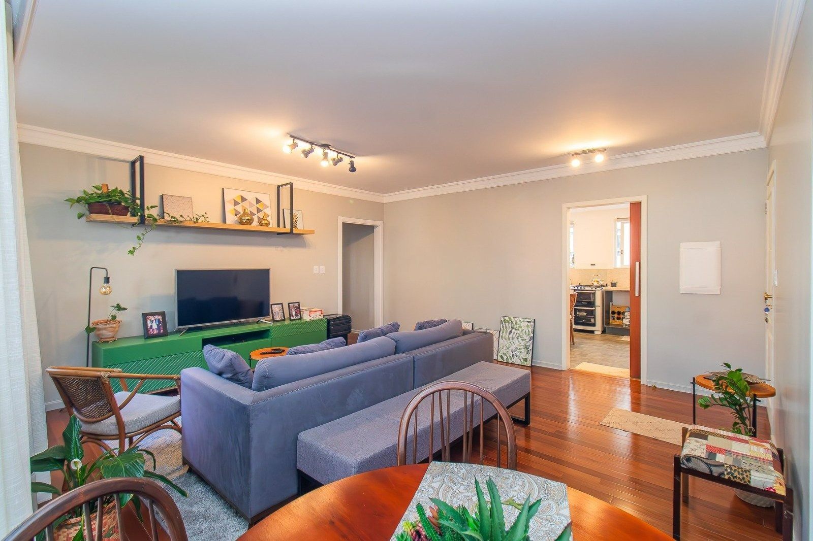 Apartamento com 100m², 3 dormitórios no bairro Mont Serrat em Porto Alegre para Comprar