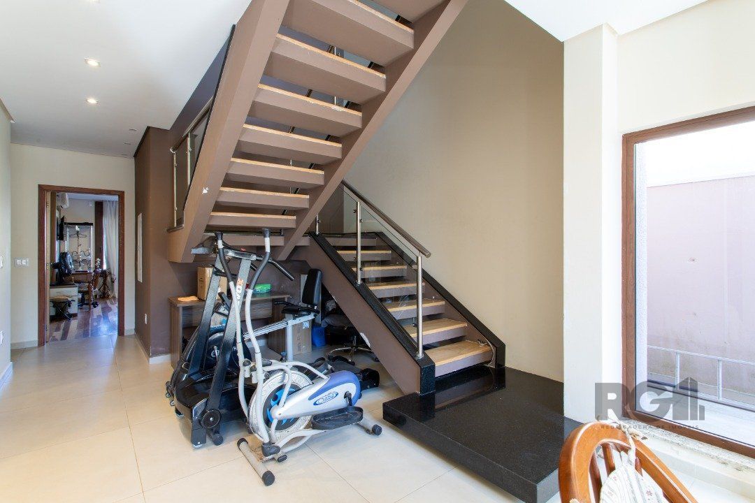 Casa de Condomínio à venda com 4 quartos, 226m² - Foto 34