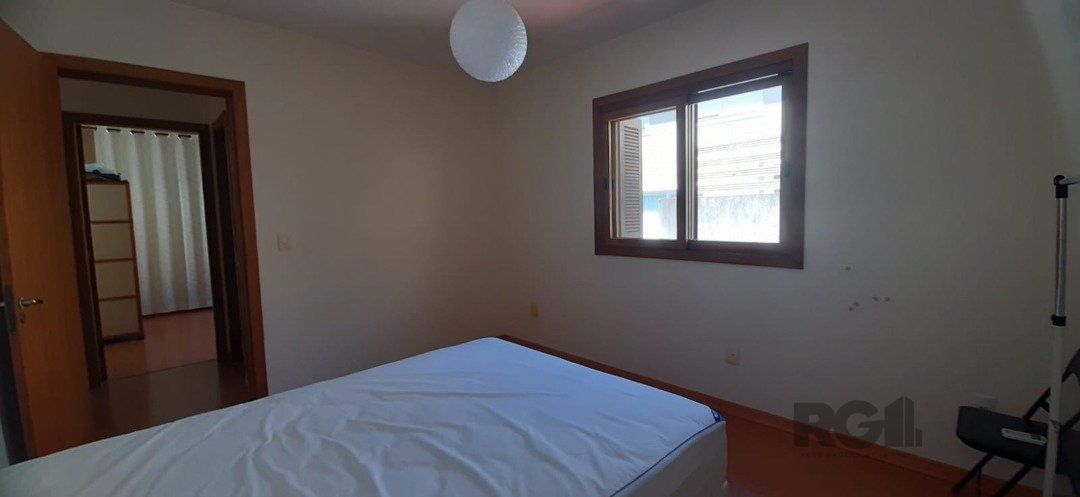 Casa de Condomínio à venda com 4 quartos, 246m² - Foto 28