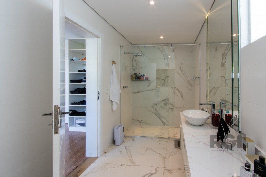 Casa à venda com 2 quartos, 430m² - Foto 42