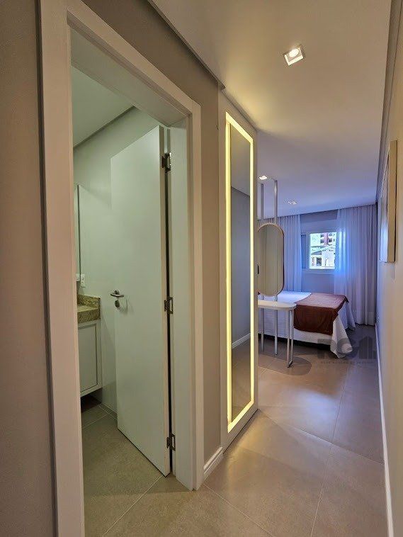 Apartamento à venda com 2 quartos, 69m² - Foto 20