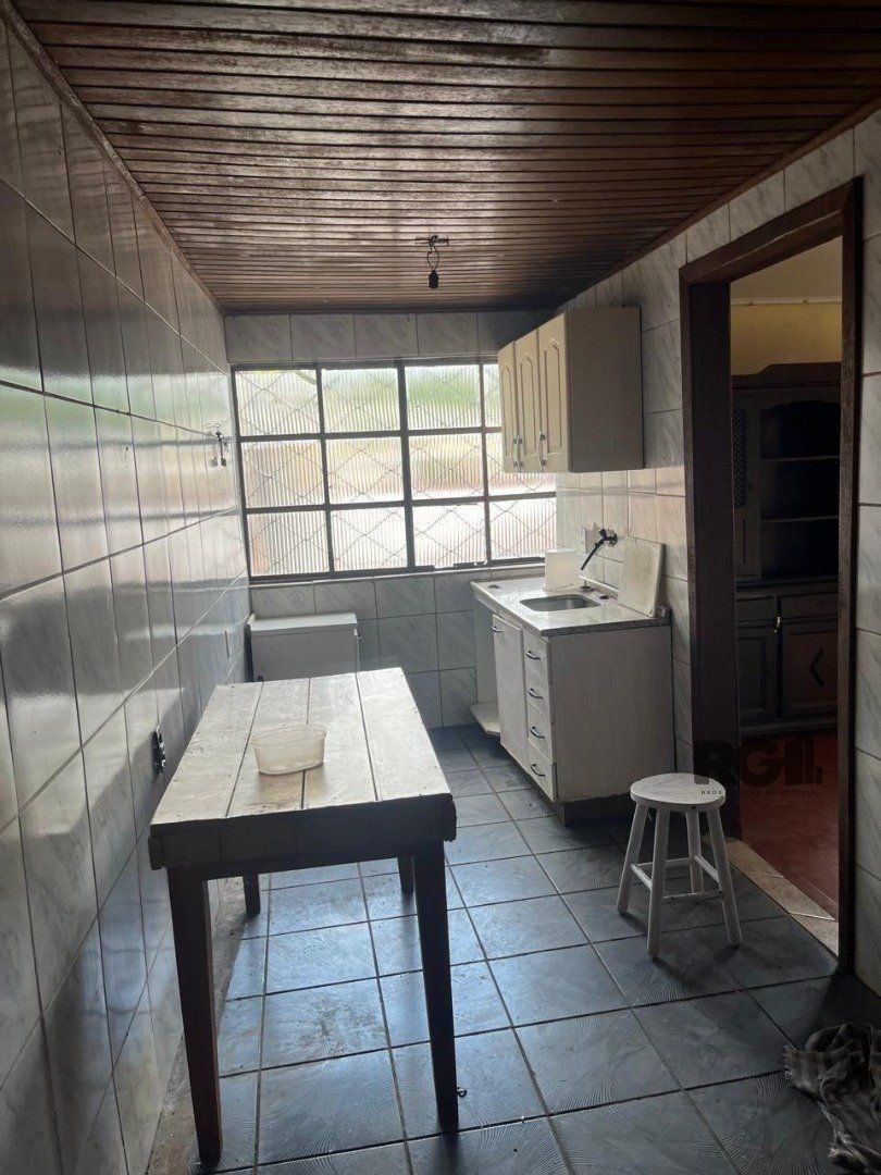 Casa à venda com 2 quartos, 300m² - Foto 5
